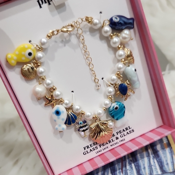 🔹️Piper K🔹 Nautical Shell Fish Ocean  Freshwater Glass Pearl Charm Bracelet ✨️ - Picture 6 of 7